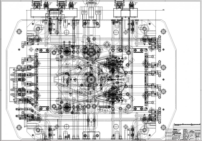 Presentation of 2 shots mould